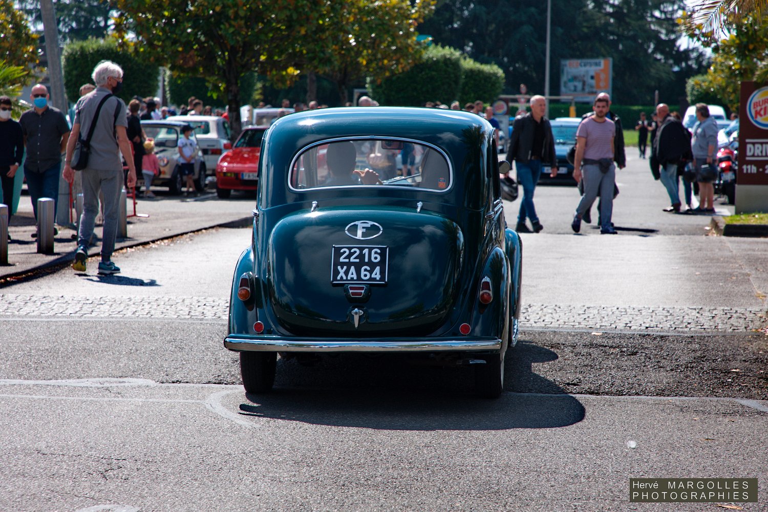 Simca 8-01.jpg